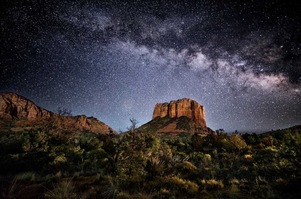 Lightpainting with car headlights in Sedona